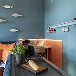 Strandvilla Hafenloge - Stilvoll Wohnen Direkt Am Niendorfer Hafen Апартаменты *