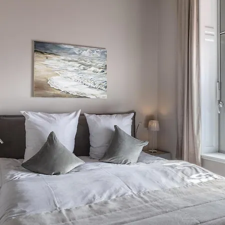 Strandvilla Hafenloge - Stilvoll Wohnen Direkt Am Niendorfer Hafen Appartement *