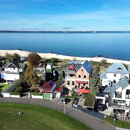 Апартаменты Strandvilla Hafenloge - Stilvoll Wohnen Direkt Am Niendorfer Hafen *