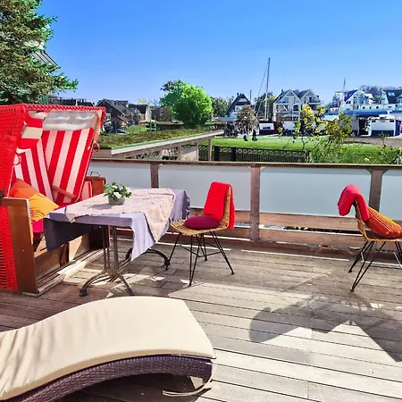 Strandvilla Hafenloge - Stilvoll Wohnen Direkt Am Niendorfer Hafen Appartement Timmendorfer Strand